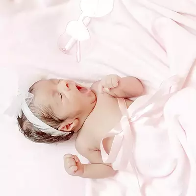 نمونه کار عکاسی نوزاد توسط مرادی مهرآبادی 